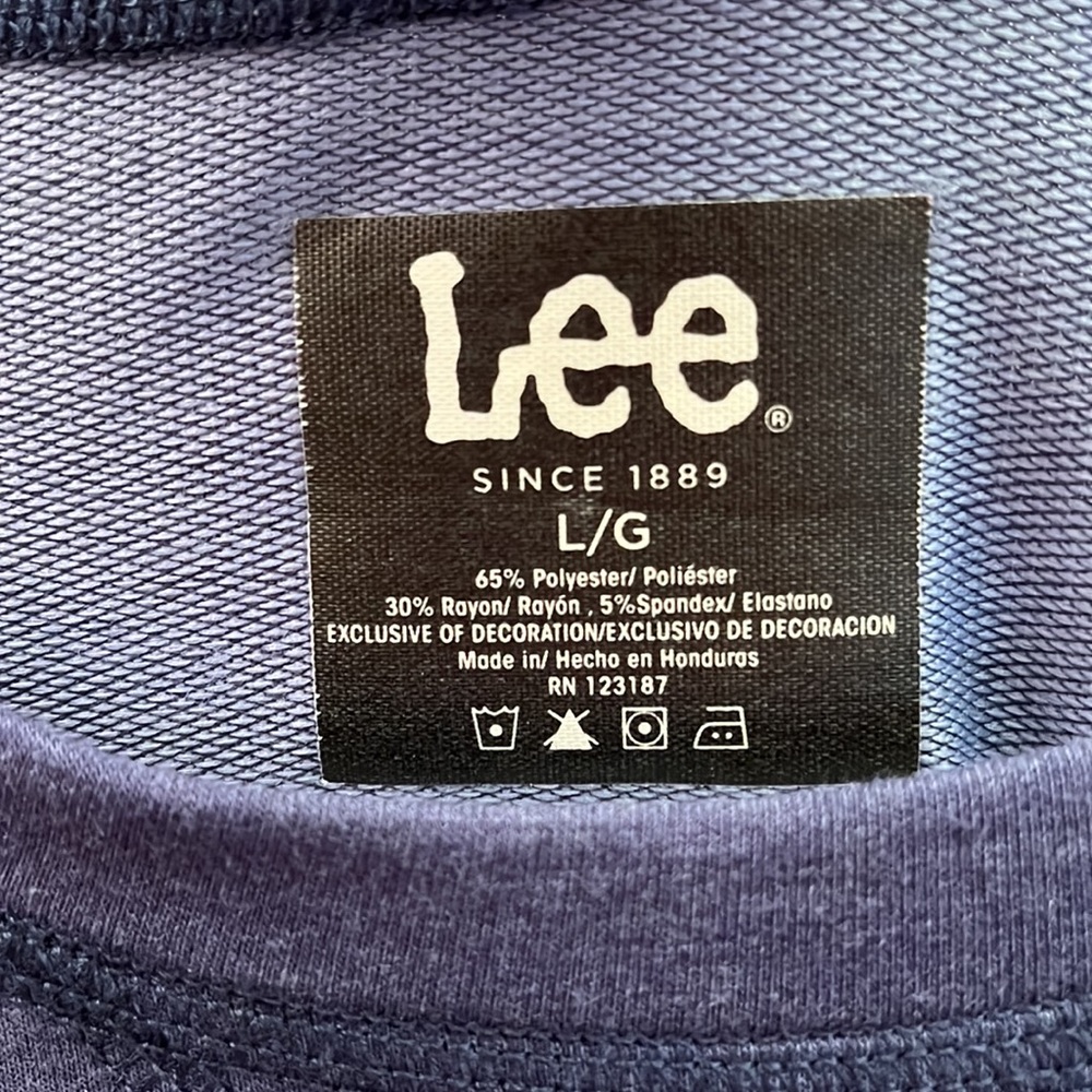💁‍♂️Lee Men’s Pullover *EUC* - Picture 3 of 6
